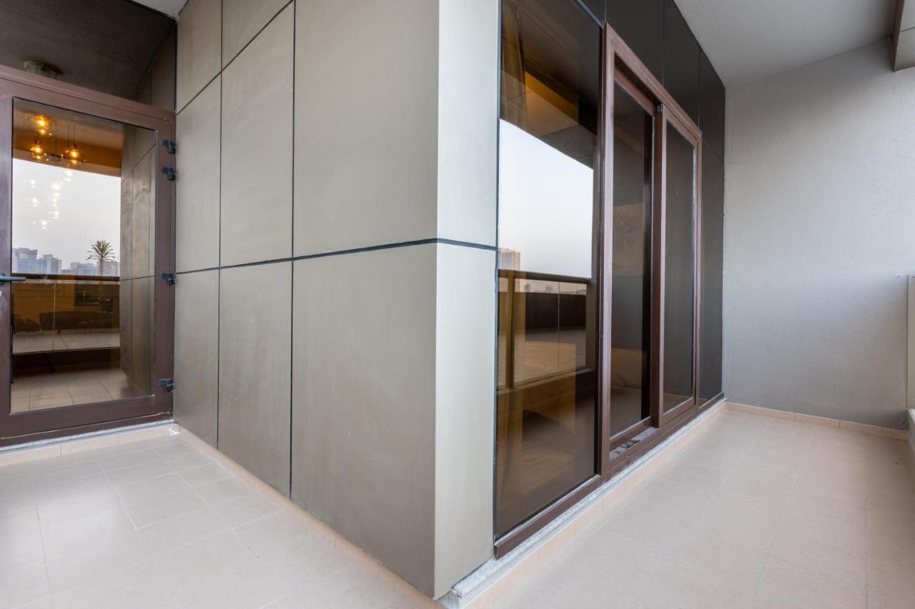 Live Spacious 3Br Apartment All En Suite & Balcony Dubai Ngoại thất bức ảnh