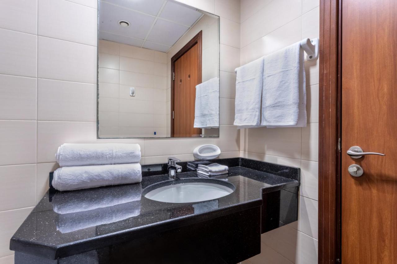 Live Spacious 3Br Apartment All En Suite & Balcony Dubai Ngoại thất bức ảnh